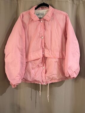 Country Concepts 80’s Light Pink Windbreaker Jacket - Casual Drawstring Hem